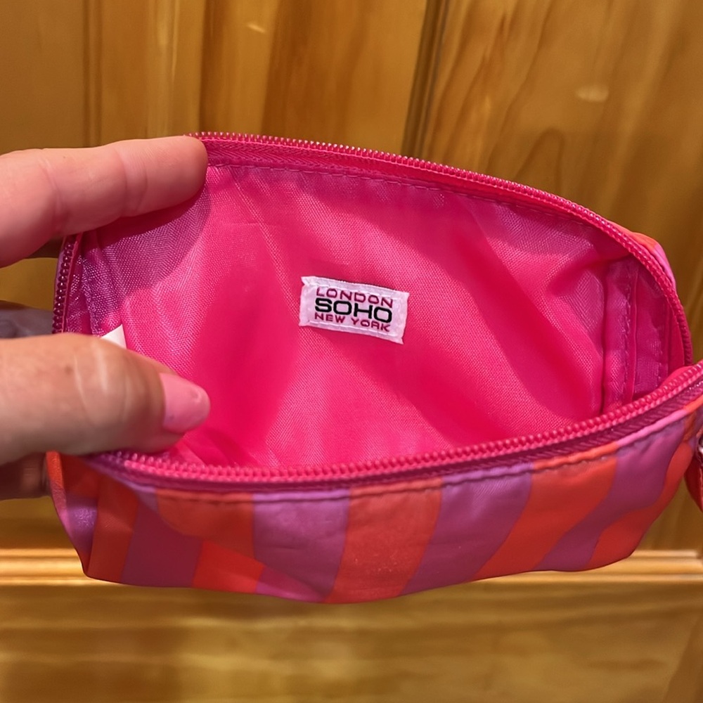 2 Cosmetic Bags - London Soho New York & Sonia Kashuk - Picture 5 of 5